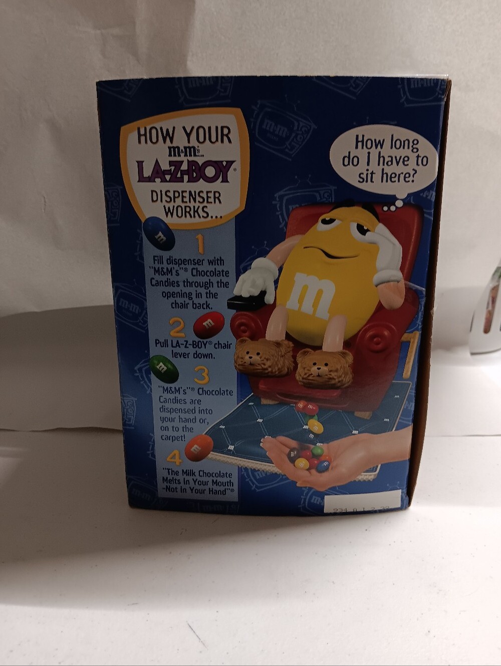 M&M'S Candy Dispenser Yellow M&M New In Box. Vintage - Picture 10 of 11